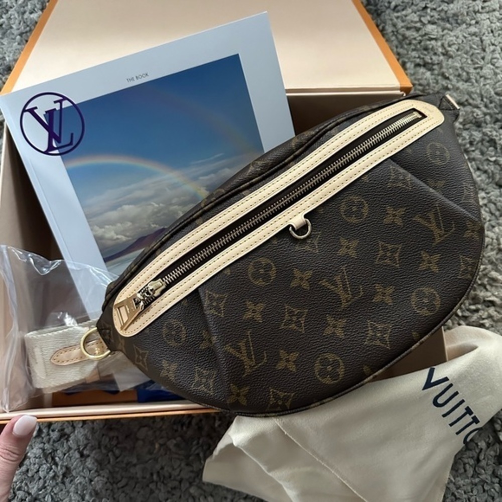 LV High Rise bumbag - Picture 2 of 7